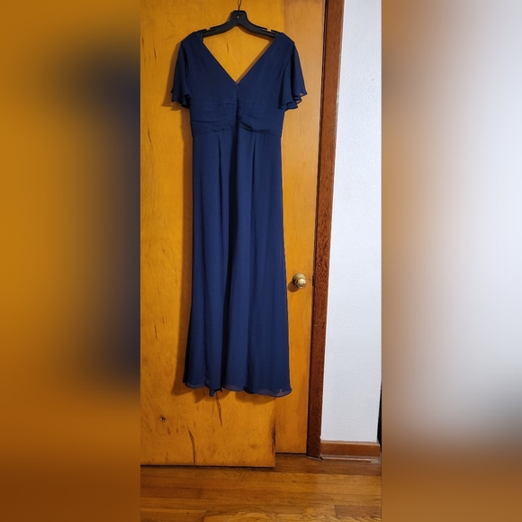 Floor length ball gown - Picture 2 of 2